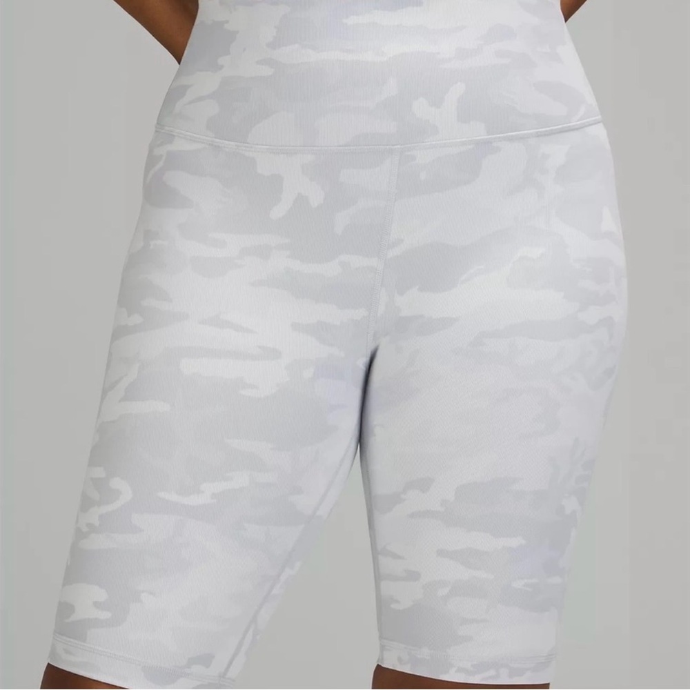 Lululemon Wunder Under High Rise Shorts Cognito Camo